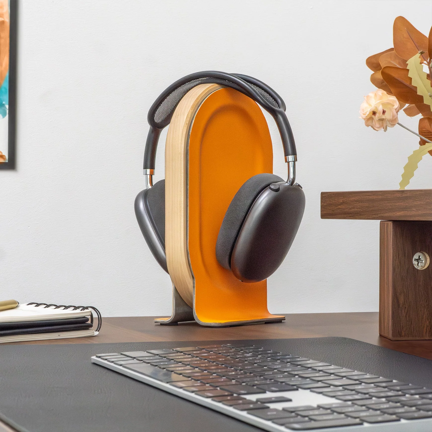 Desky Premium Wooden Headphone Stand - Image 4